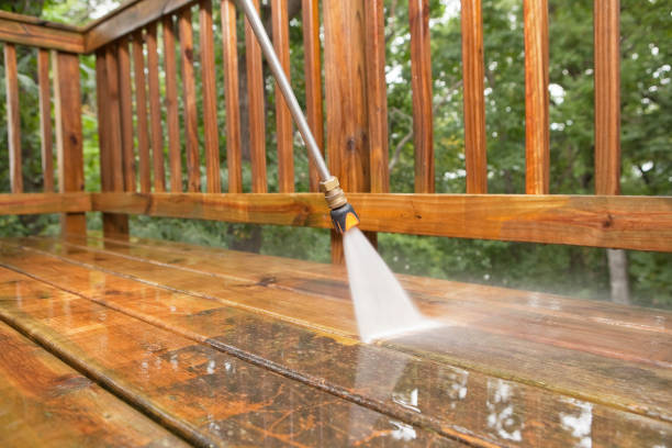 Fence Pressure Washing in Rock Rapids, IA